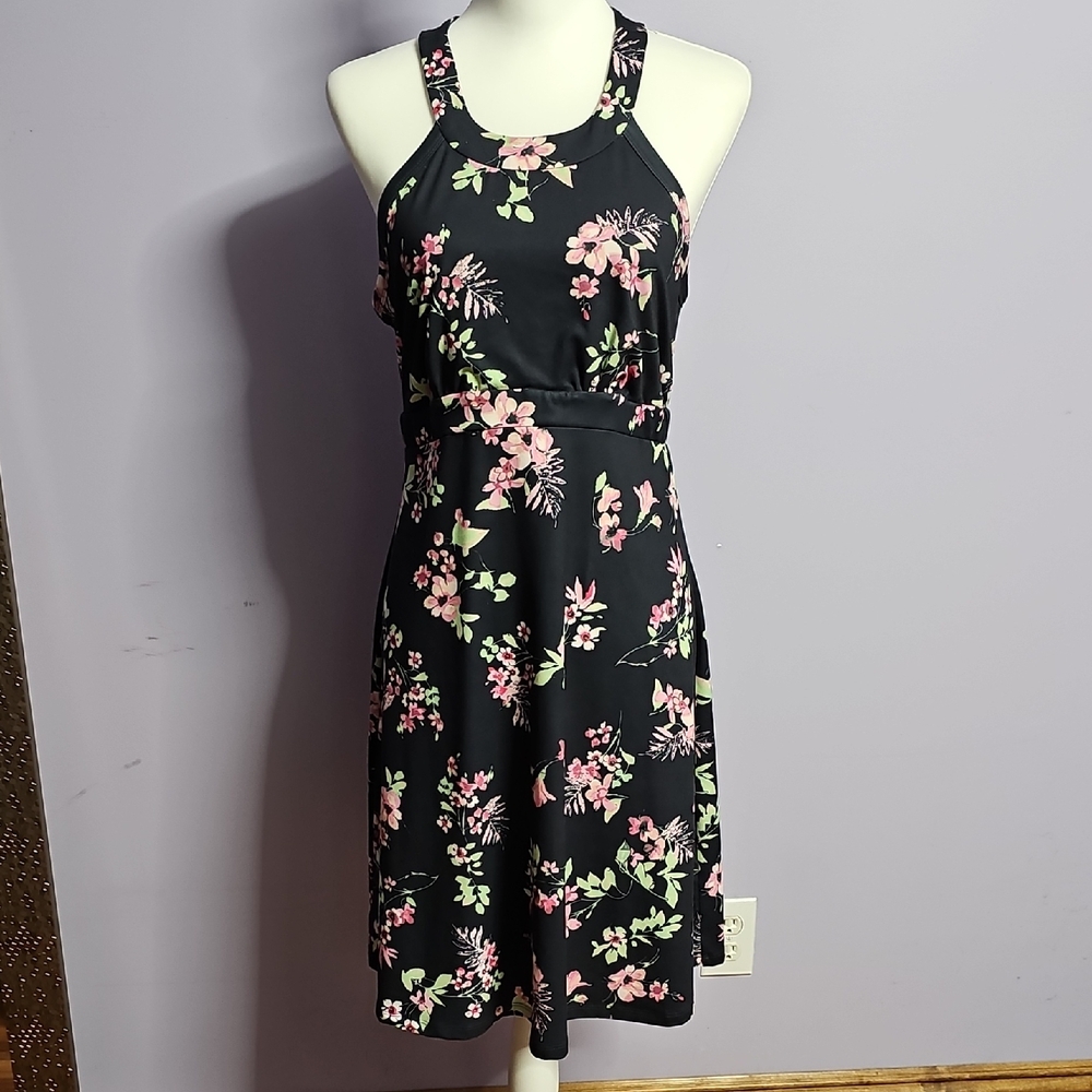 Elegant‎ Black and Pink Halter Midi Sundress